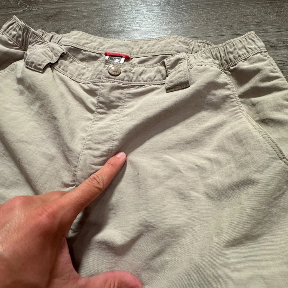 The North Face Horizon Cargo Shorts Mens Medium Tan Beige Nylon Hiking Outdoor